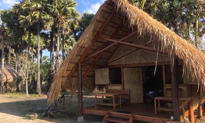 Desa Wula Resort | Beach Hut by S.A.R.
