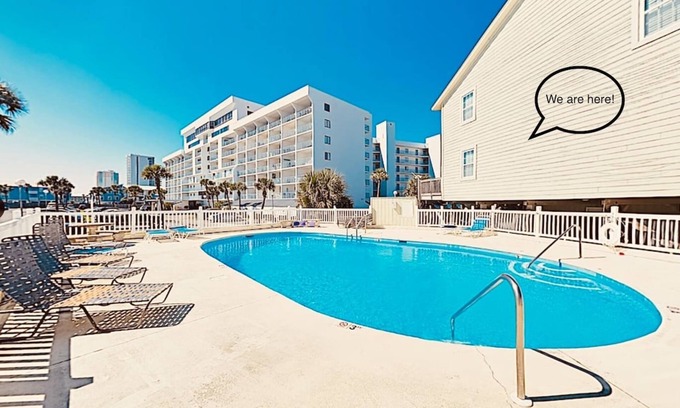 Gulf Shores House | Beach & lagoon access on beautiful W. Beach