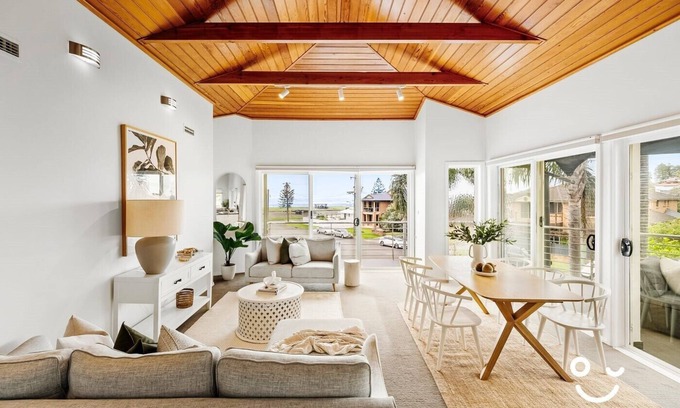 Thirroul House | Beach Lovers Delight @ Thirroul Beach