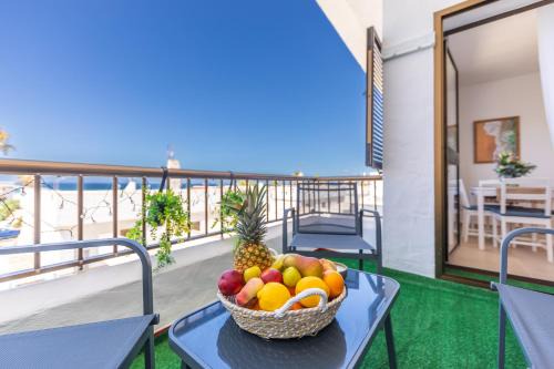 Tarifa Apartment | Beach, Pool & Balcony - SimplyTarifa