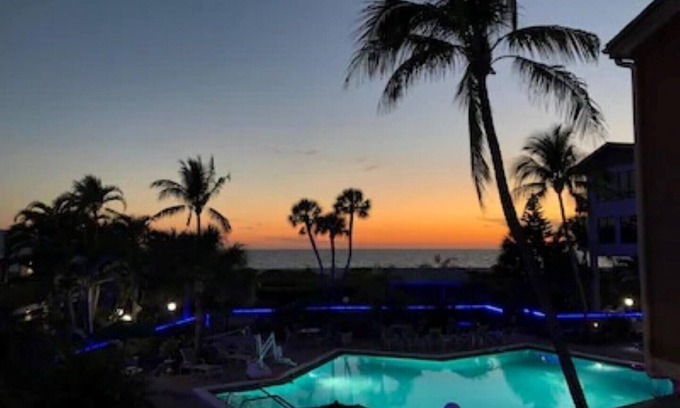 Laguna Shores Resort | Beach Resort- First Floor walkout to Sand!