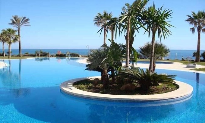Sitio de Calahonda Apartment | Beach side Apt. 2 large salt water pools. Direct access to Seafront Boardwalk.