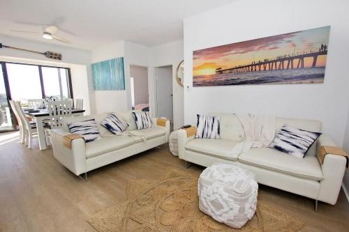 Semaphore Park Apartment | Beach Stayz Semaphore Three Bedroom Apartment