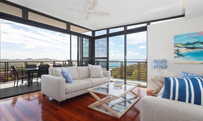 Boat Harbour House | 'Beach View At One Mile', 8/26 One Mile Close - infinity complex pool & WIFI