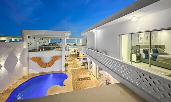 Punta Cana Villa | Beach Villa Blanca with 2 Pools, Jacuzzi and Maid