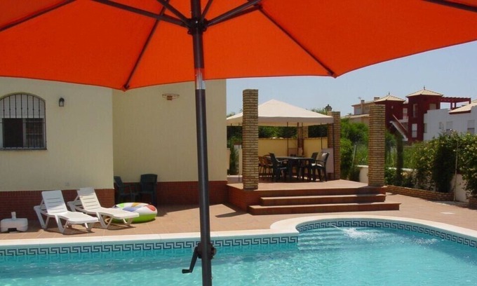 Ayamonte Villa | Beach Villa, Fabulous Large Private Pool, 2 Mins to Beach, Sunday to Sunday Rent