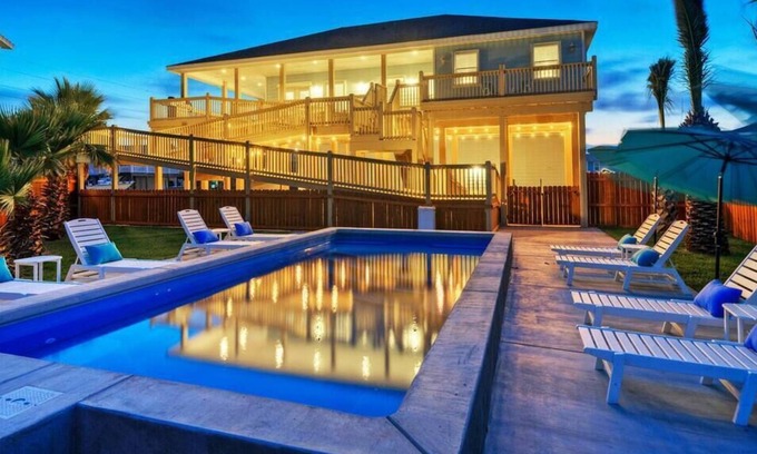 Leeward Sands House | Beacharita-Pool, Views, Fun Room