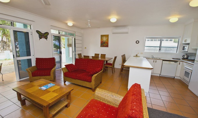 Arcadia Apartment | Beachcomber Unit 2, Arcadia