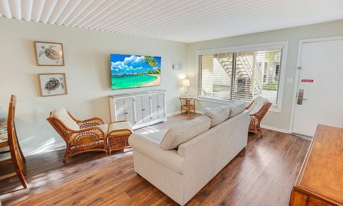 Litchfield by the Sea Hotel | Beaches and Waves Two Bdrm Resort View 1st Floor