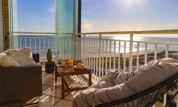 Sueca Apartment | Beachfront Apartment 30min from Valencia
