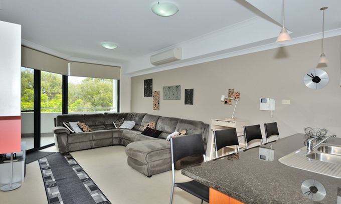 Rockingham Apartment | Beachfront at Nautilus