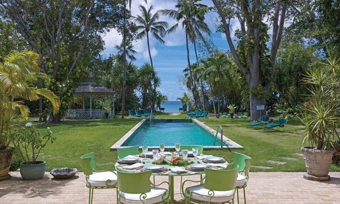 Little Battaleys Villa | Beachfront Bliss Getaway with Pool - Nelson Gay