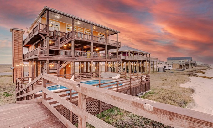Port Bolivar House | Beachfront Compound: 2 Homes, 2 Pools, Sleep 26!