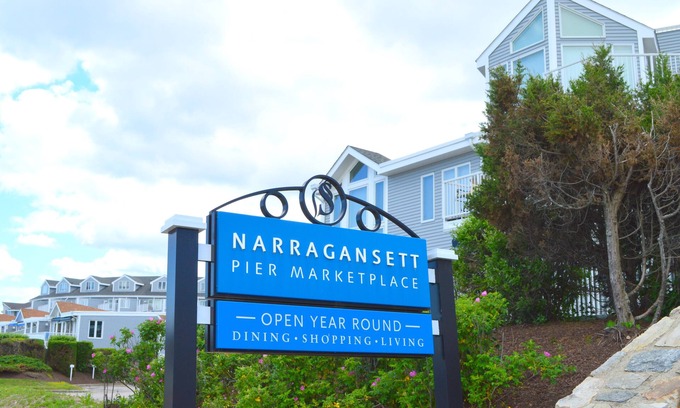 Narragansett Pier Condo | Beachfront Condo with Views