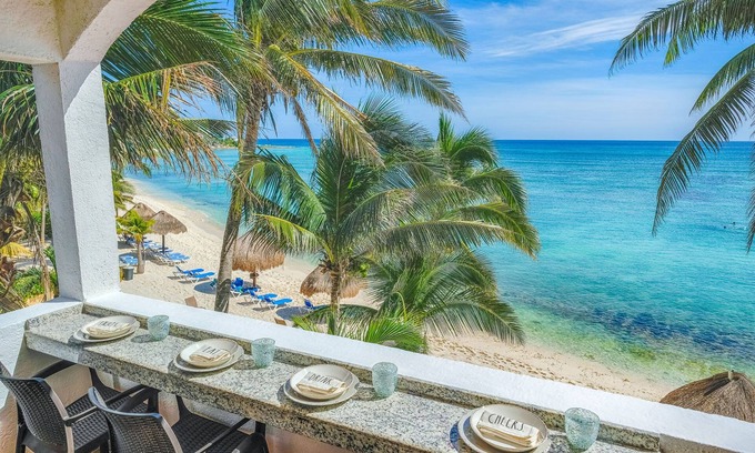Akumal Condo | Beachfront condo with amazing views! AC, WiFi, and daily maid service!