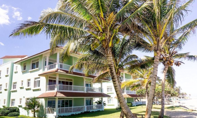 Cabarete Condo | Beachfront condo with Jacuzzi and pool