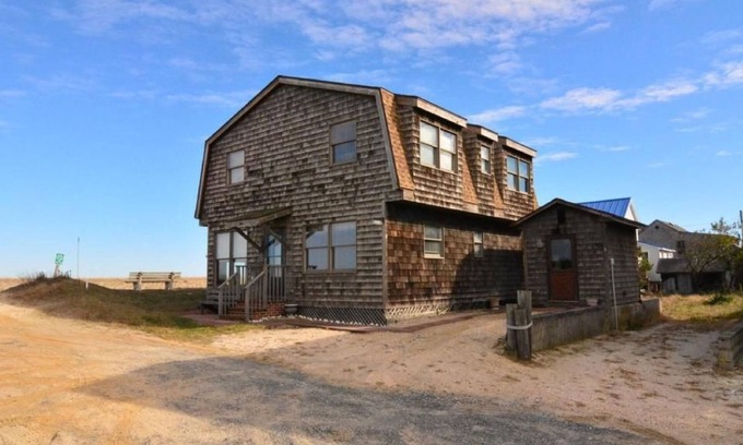 Broadkill Beach House | Beachfront Home with Beautiful Views of the Delaware Bay