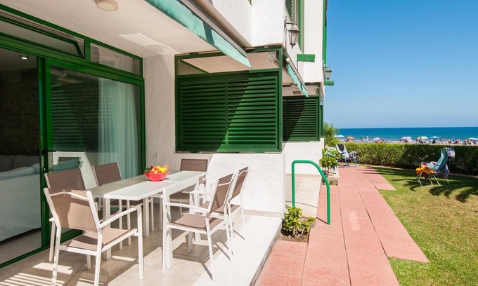 San Agustin Cottage | Beachfront Las Burras FA03 by VillaGranCanaria