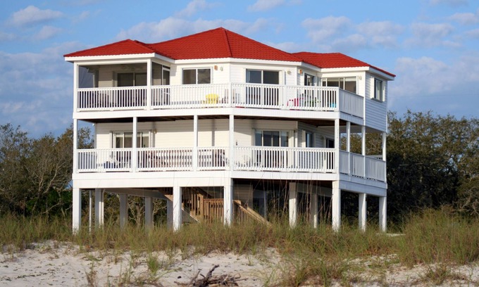 Alligator Point House | BEACHFRONT! Million Dollar Views! Panoramic views of the Gulf! Fall Discounts!