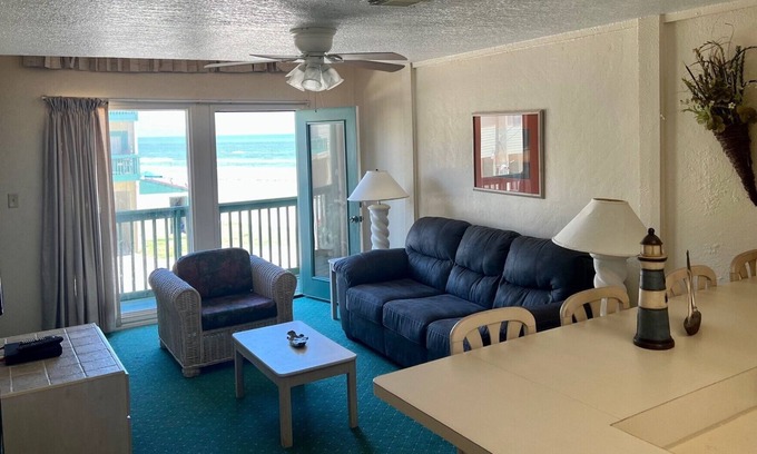 Freeport Condo | Beachfront One Bedroom Condo w/Pool; 2 Night or 7 Night Stay. Pet Friendly!