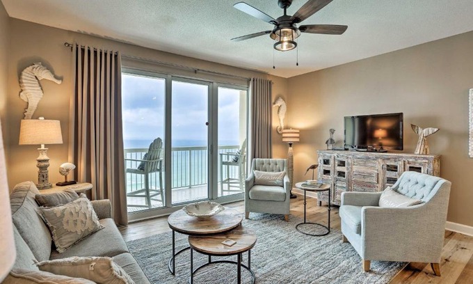 Lower Grand Lagoon Apartment | Beachfront PCB Condo with Resort Pool, Gym and Hot Tub