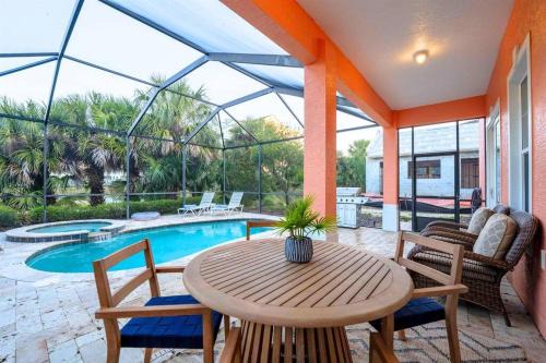 Palm Coast House | Beachfront Resort Steps to Ocean Private Pool Spa