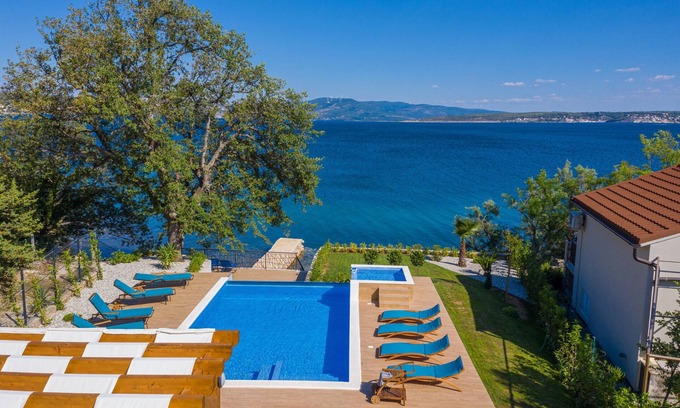Municipality of Posedarje Villa | Beachfront villa Promenada