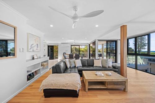 Buddina House | Beachfront with pool ocean views and pet friendly