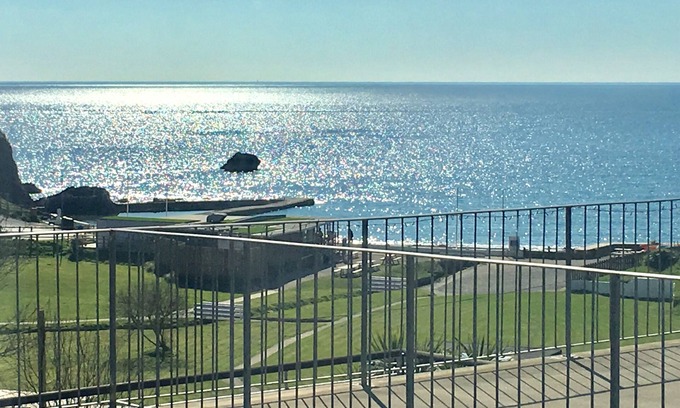 Millendreath Villa | Beachside accommodation just a few steps from the sea