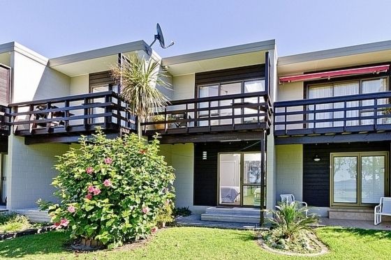 Snells Beach House | Beachside at Snells - Snells Beach Holiday Apartment