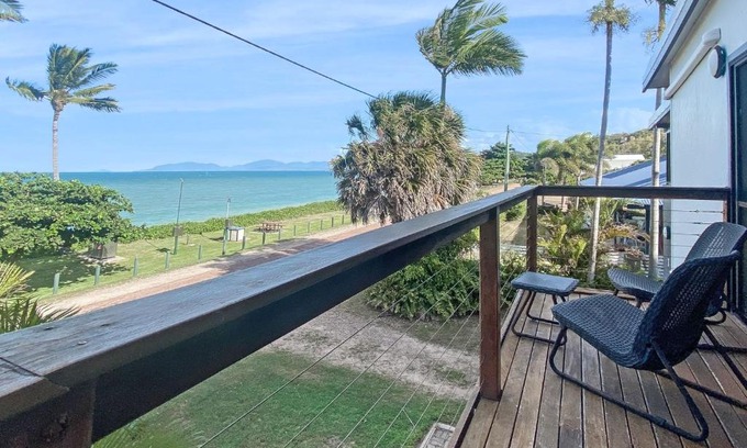 Nelly Bay Apartment | Beachside Palms Unit 1