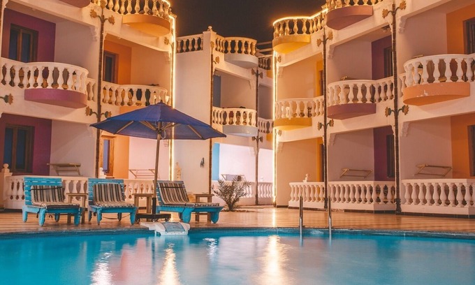 Dahab Villa | Beachside Villa with private rooftop seating area overlooking the sea
