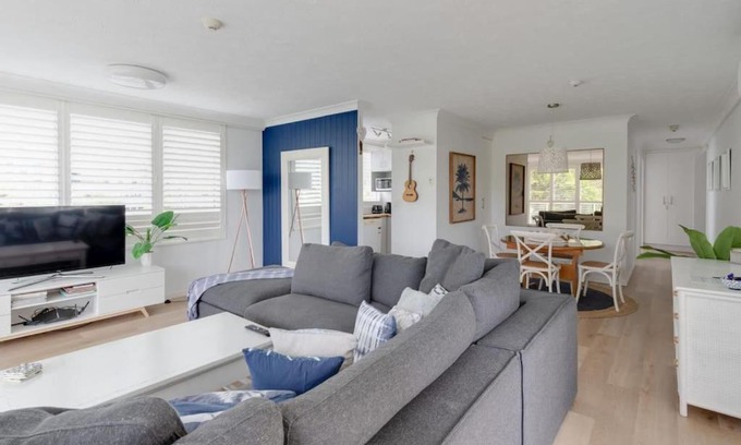 Burleigh Heads Apartment | Beachy, Bright, and the Best Location on the GC!