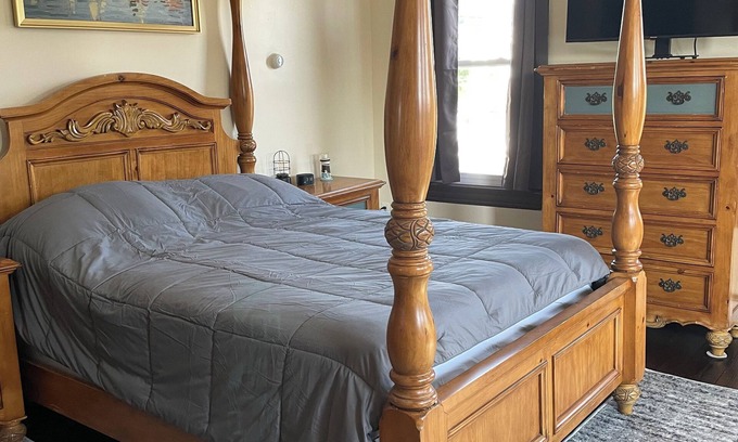 West Creek Bed & Breakfast | Beachy Private Affordable Room LBI Long Beach Island Area Tuckerton West Creek