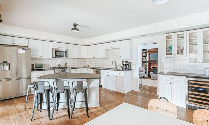 Cape Charles House | Beachykeen- Steps from Beach and Downtown! NEW
