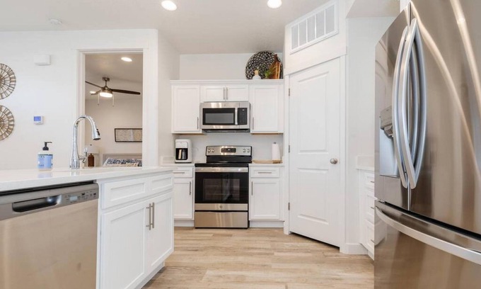 Garden City Villa | Bear Lake Beautiful Brand New End Unit