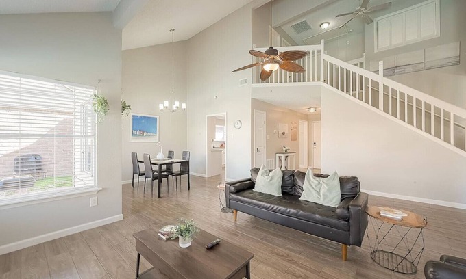 Barker House | Beat the Heat in Katy Tx - Arcade Room & Pool