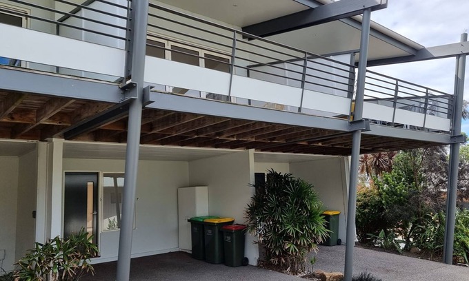 Inverloch Apartment | Beaton's Beach Front Studio - Inverloch