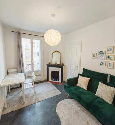 15th Arrondissement Apartment | Beaugrenelle 1-Min Walk Elegant 2P Apart 4 sleeper