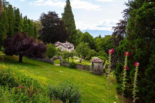 Gex House | Beauregard Jura - Countryside Estate Stays Near Geneva