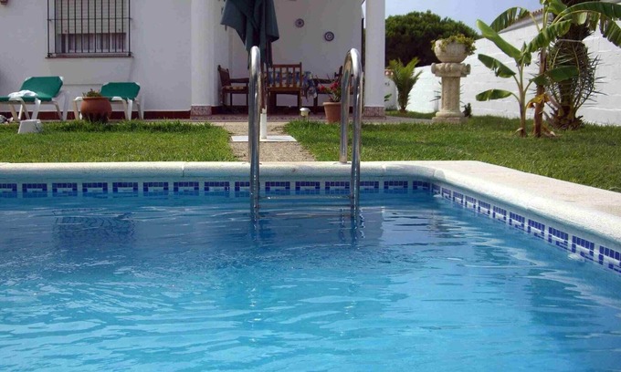 Poblado Sancti Petri Villa | Beautiful two bedrooms holiday villa fully self contained with private swimming