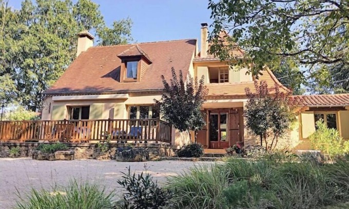 Sainte-Alvere House | Beautiful Perigordian house in tranquil woodland setting.