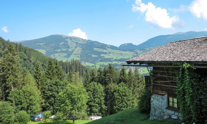 Hollersbach im Pinzgau Villa | Beautiful private villa for 13 people with WIFI and terrace