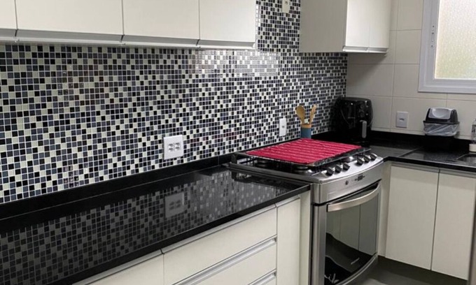 Peninsula Apartment | Beautiful apartment with 3 suites, gourmet balcony, 300m from the beach - beach service