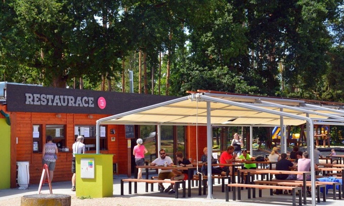 Hradec Kralove House | Beautiful apartment in villa for 12 people with WIFI, TV, patio and pets allowed