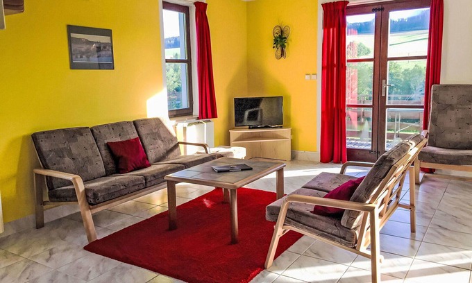 Ceska Metuje House | Beautiful private villa for 8 guests with WIFI, pool, TV, patio, pets allowed and panoramic view