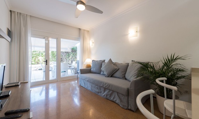 San Agustin Apartment | BEAUTIFUL APARTMENT IN FRONT OF THE SEA, DIRECT ACCESS TO THE BEACH, IDEAL FAMILIES.