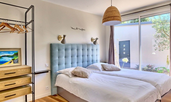 Saint-Brevin-les-Pins House | Beautiful villa for 6 people with WIFI, private pool, TV and terrace
