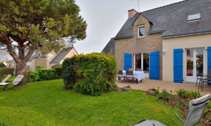 Saint-Gildas-de-Rhuys House | Beautiful villa for 4 guests with WIFI, TV, terrace and pets allowed