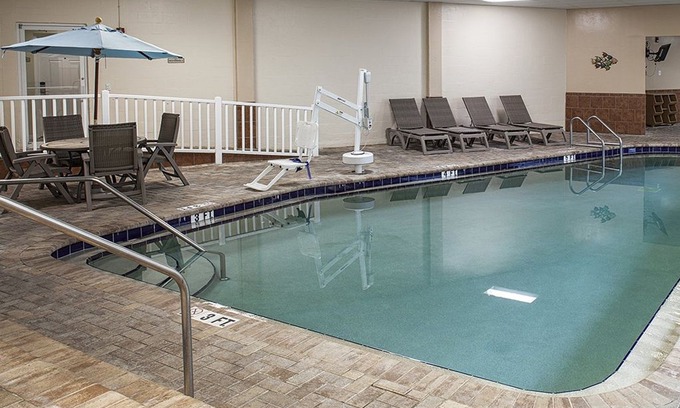 Bostroms Apartment | Beautiful 1 bedroom unit at resort, sleeps 4